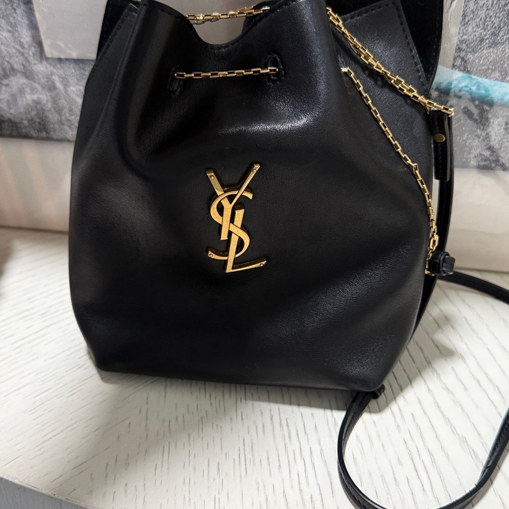 Yves Saint Laurent Black Leather Bucket Shoulder Bag with Gold YSL Emblem - Picture 4 of 4